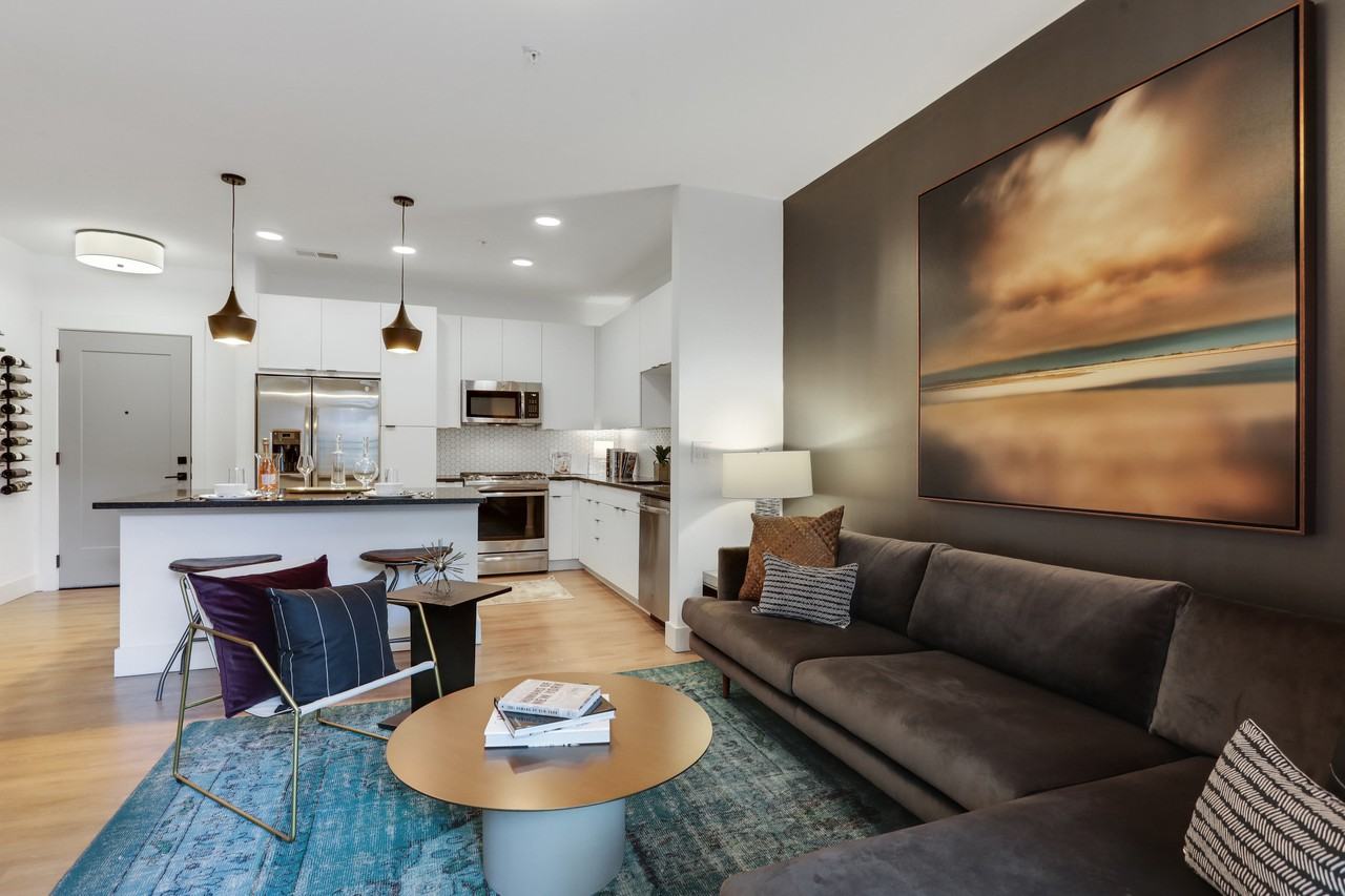 Tailor O4W - Photo 7 of 32