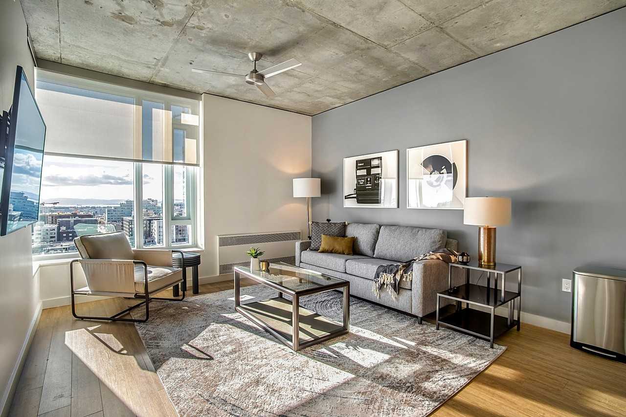 330 330 17th Street ZO 1406 - Photo 3 of 18