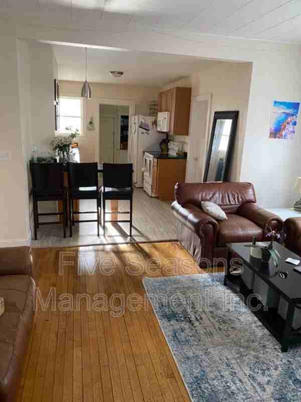31 Hungerford Ter - Photo 3 of 20