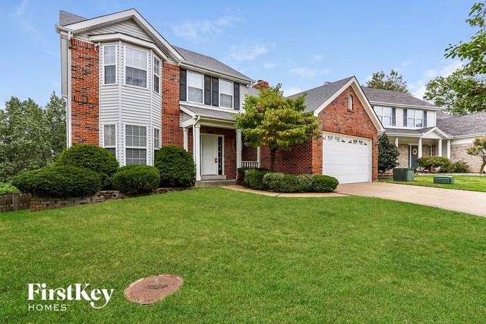 5672 Briarwood Estates Dr - Photo 2 of 15
