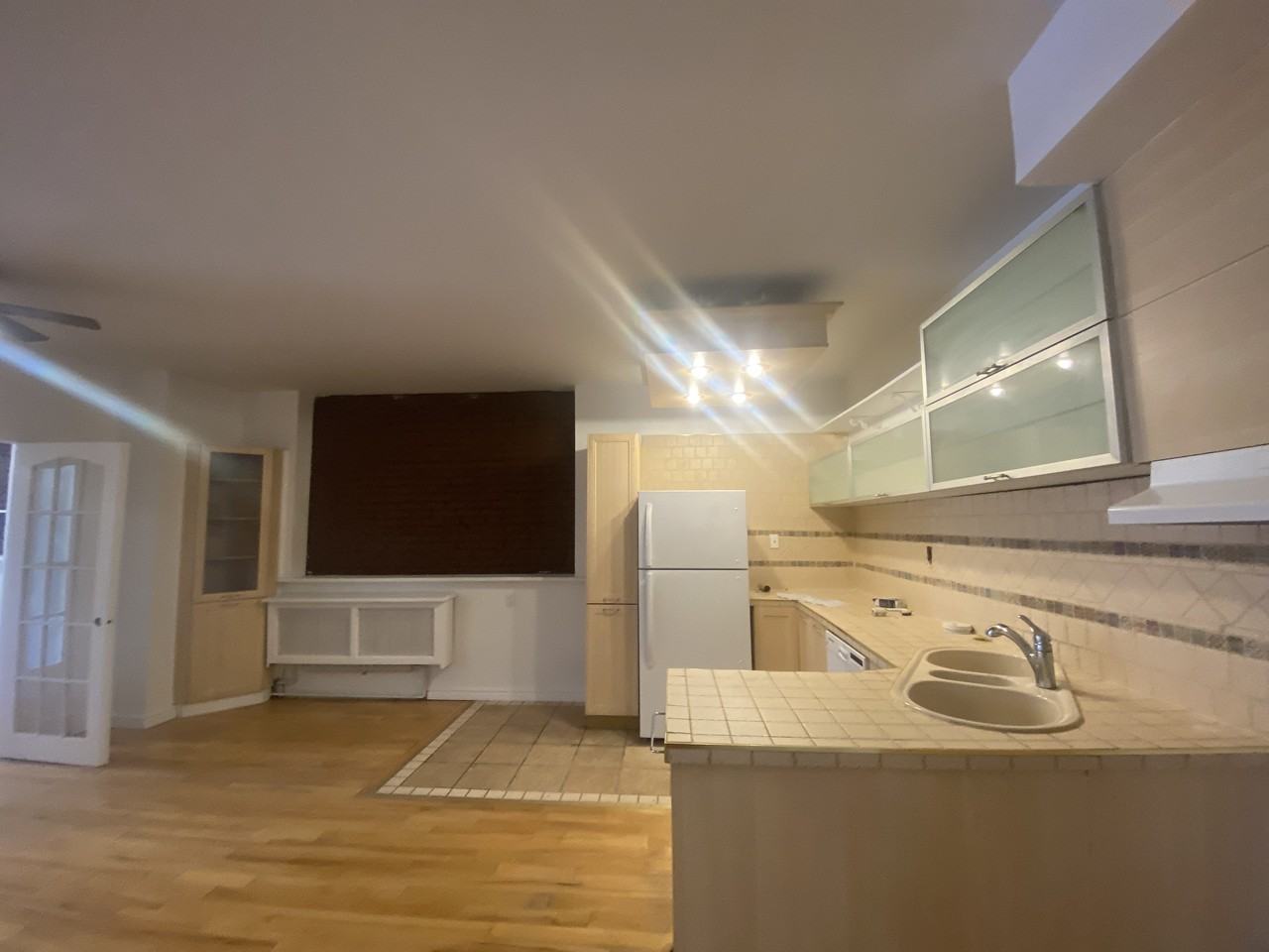 1611 Rue Viau - Photo 3 of 16