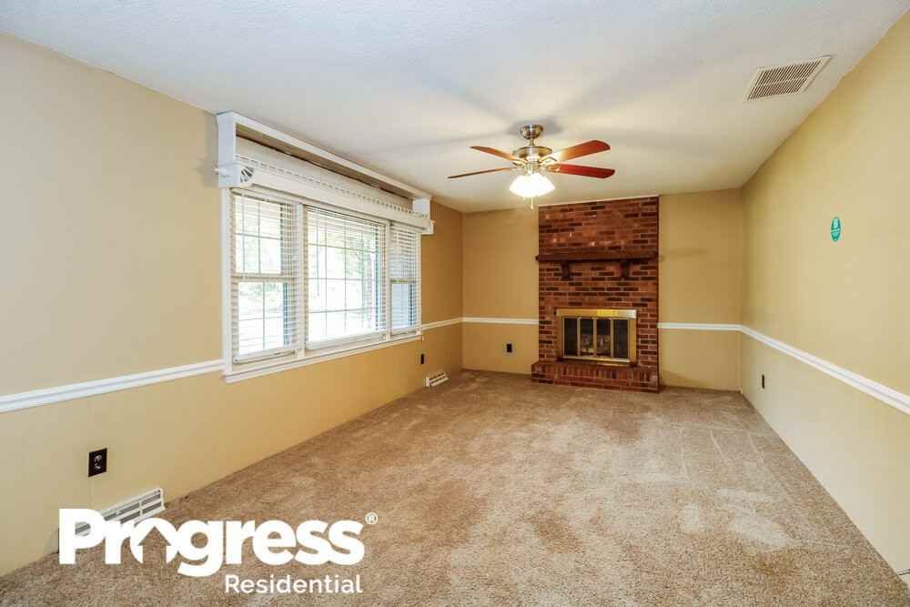7163 Smokerise Ln - Photo 3 of 16