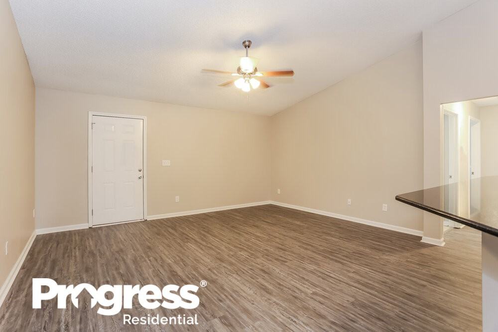 2785 Taylor Hill Dr - Photo 3 of 16