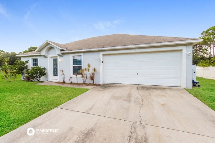 3042 Tazewell Ave Se - Photo 3 of 16