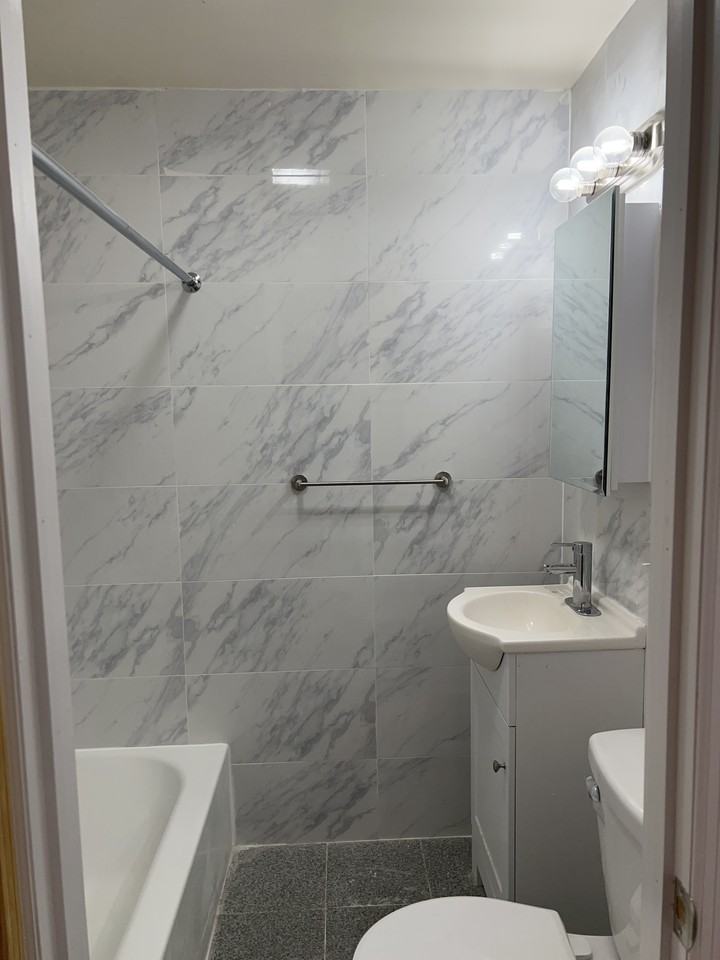 28-44 38th Street #1F - Photo 2 of 5