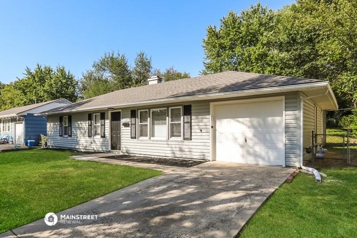 11304 Booth Ave - Photo 3 of 16