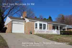 featured image of 1641 Lake Michigan Dr Nw