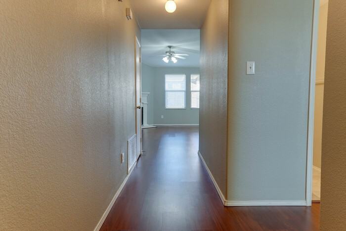 1701 Quails Nest Dr - Photo 3 of 50