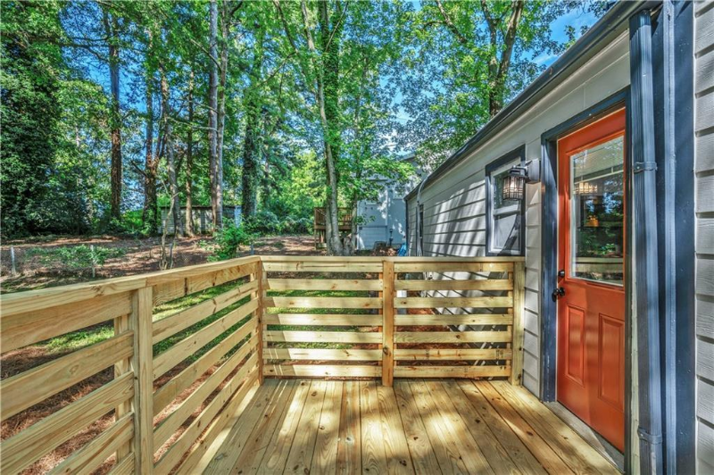 2157 Dowdell Dr - Photo 3 of 12