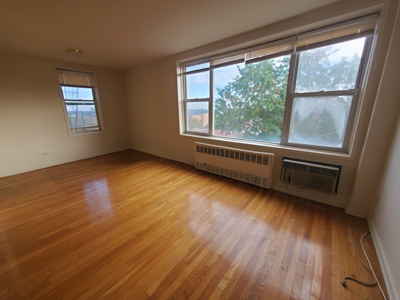 7140 112th St - Photo 3 of 14