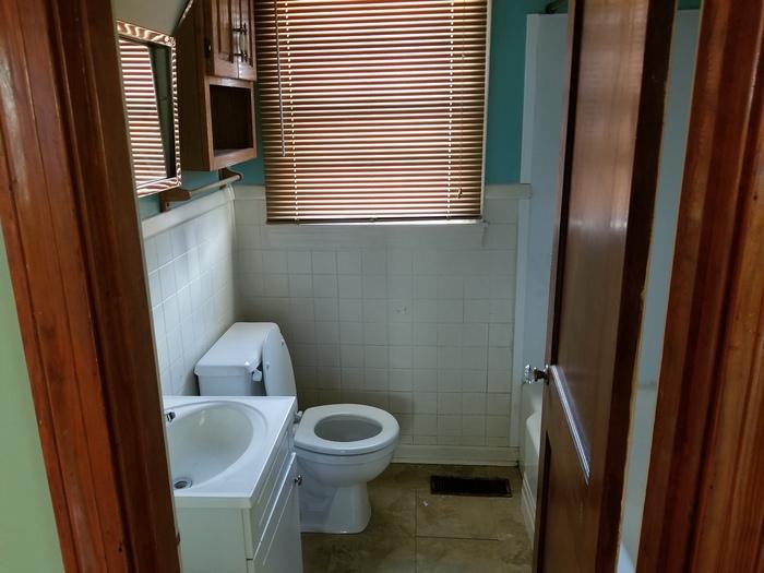 1106 Oleanda Ave - Photo 2 of 8