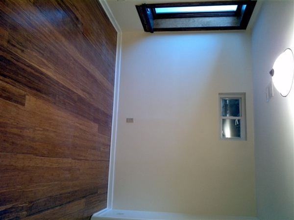 112 W Summit St - Photo 3 of 7