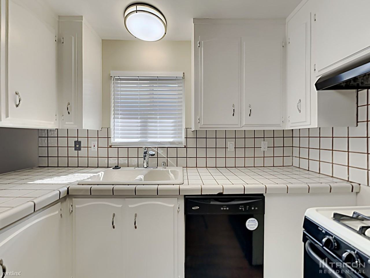 2616 Kenney Dr - Photo 3 of 12