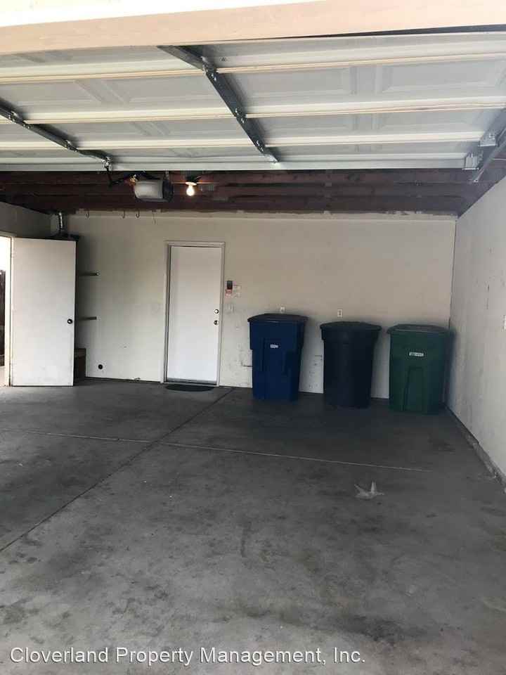 376 Claremont Ave - Photo 3 of 3