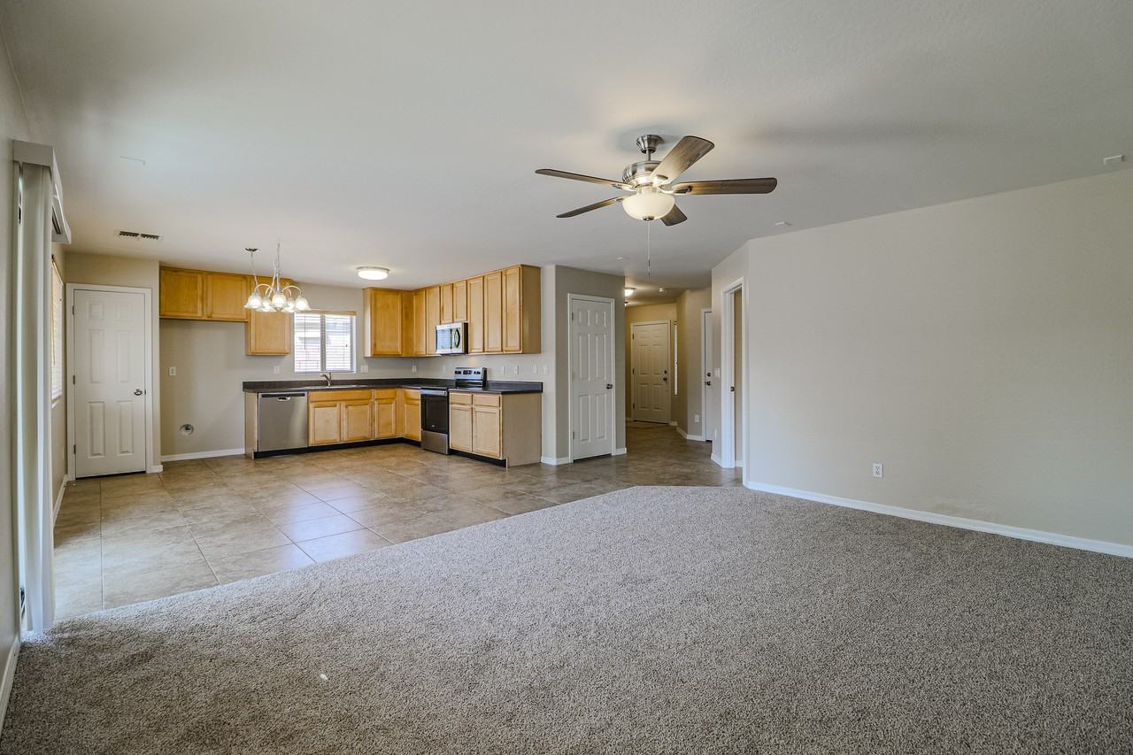 3877 W Naomi Ln - Photo 6 of 34