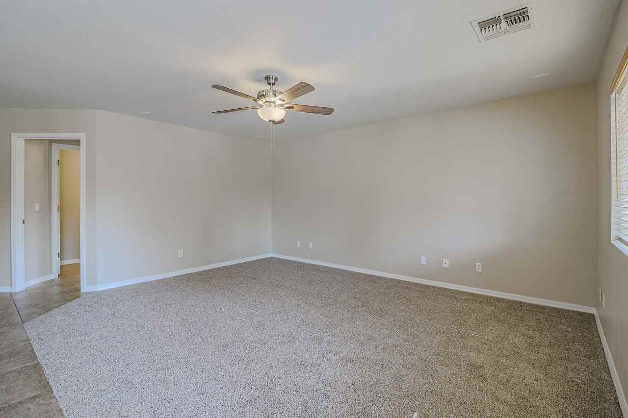 3877 W Naomi Ln - Photo 7 of 34