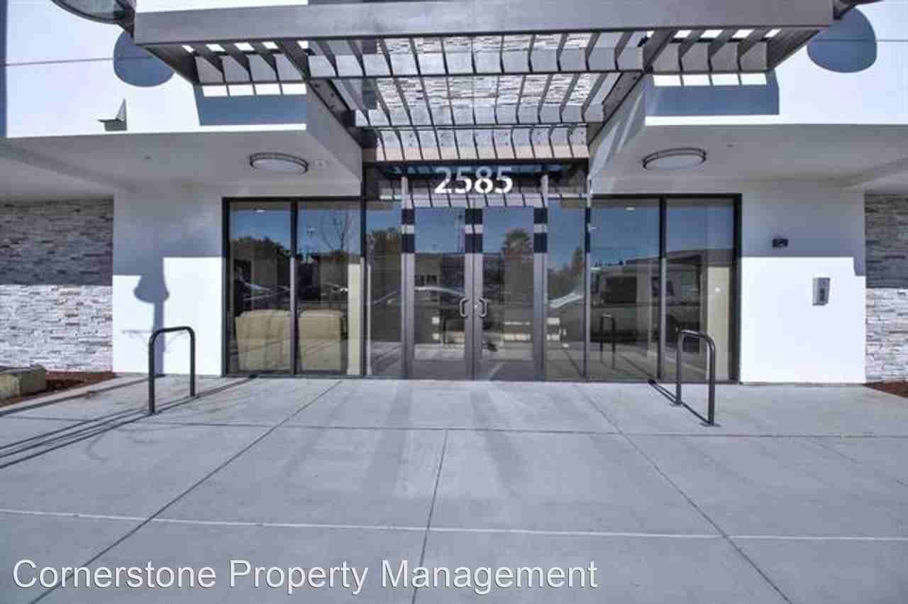 2585 El Camino Real #213