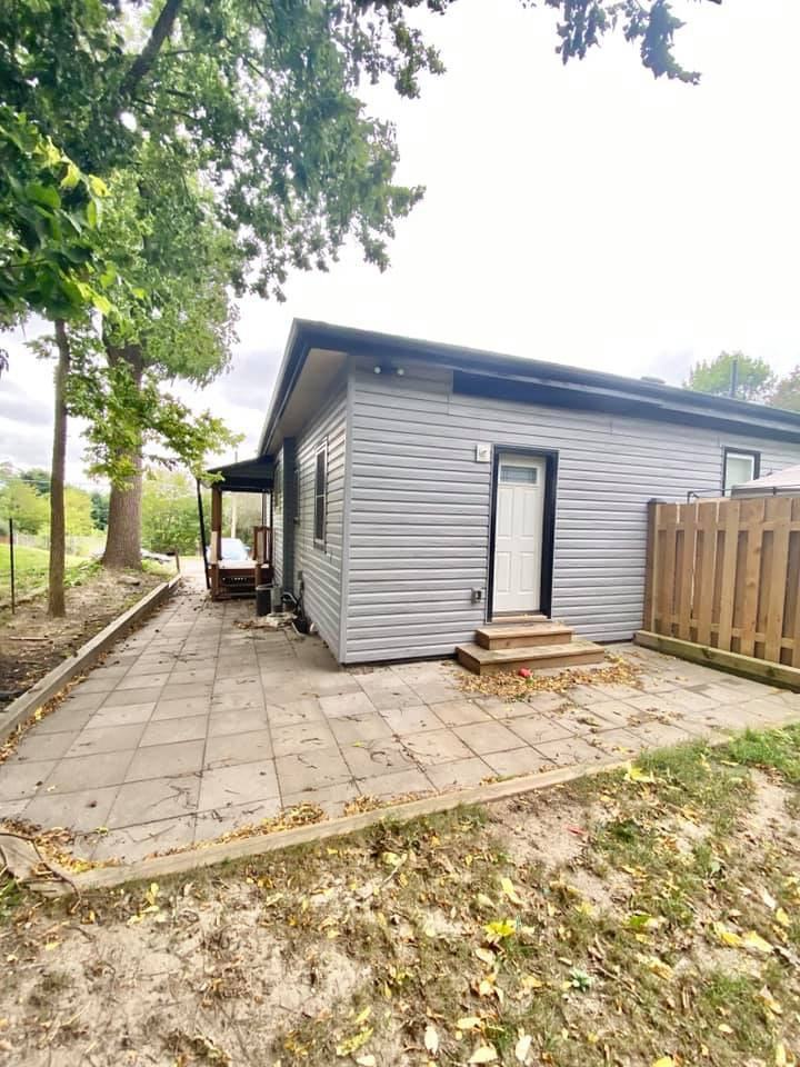 248 Hill St - Photo 3 of 10