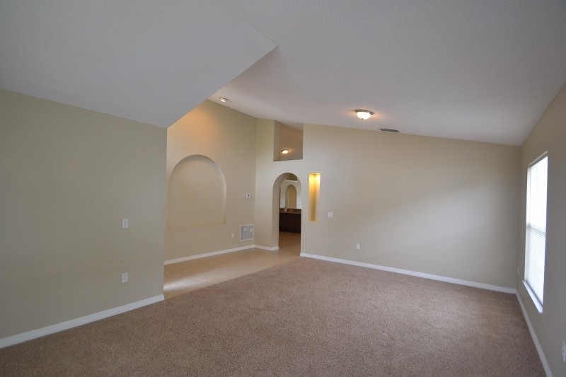 3232 Harpers Ferry Ct - Photo 3 of 18