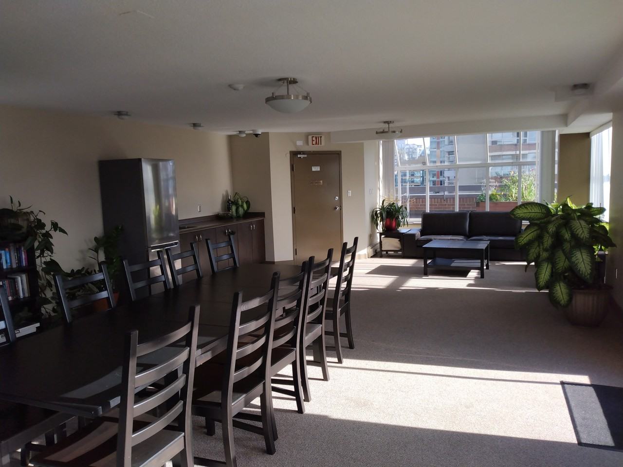 1333 Hornby Anchor Point 3 - Photo 5 of 17