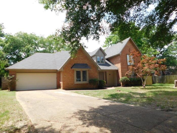 7204 Germanshire Oaks Cv - Photo 2 of 24