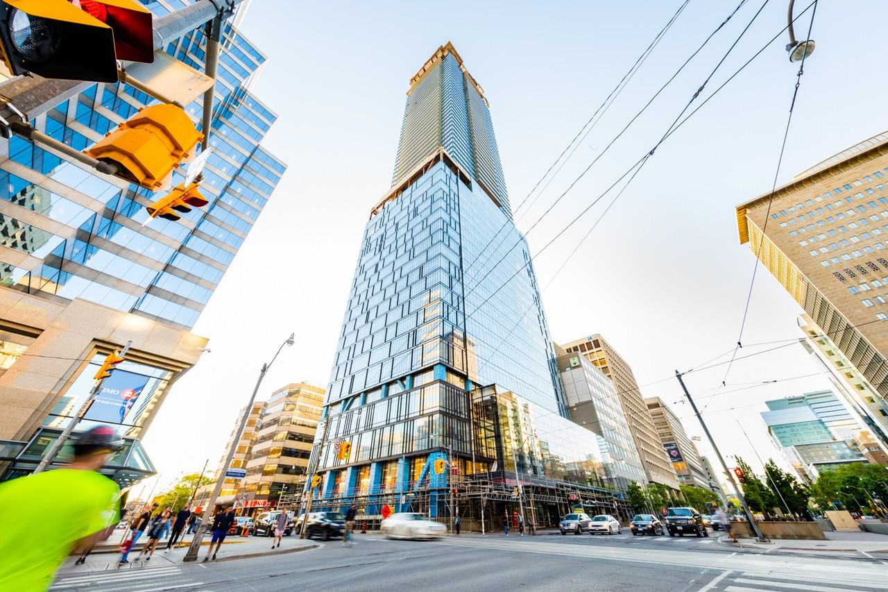 488 University Avenue #5301