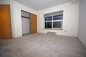 Linden Square - Photo 2 of 14