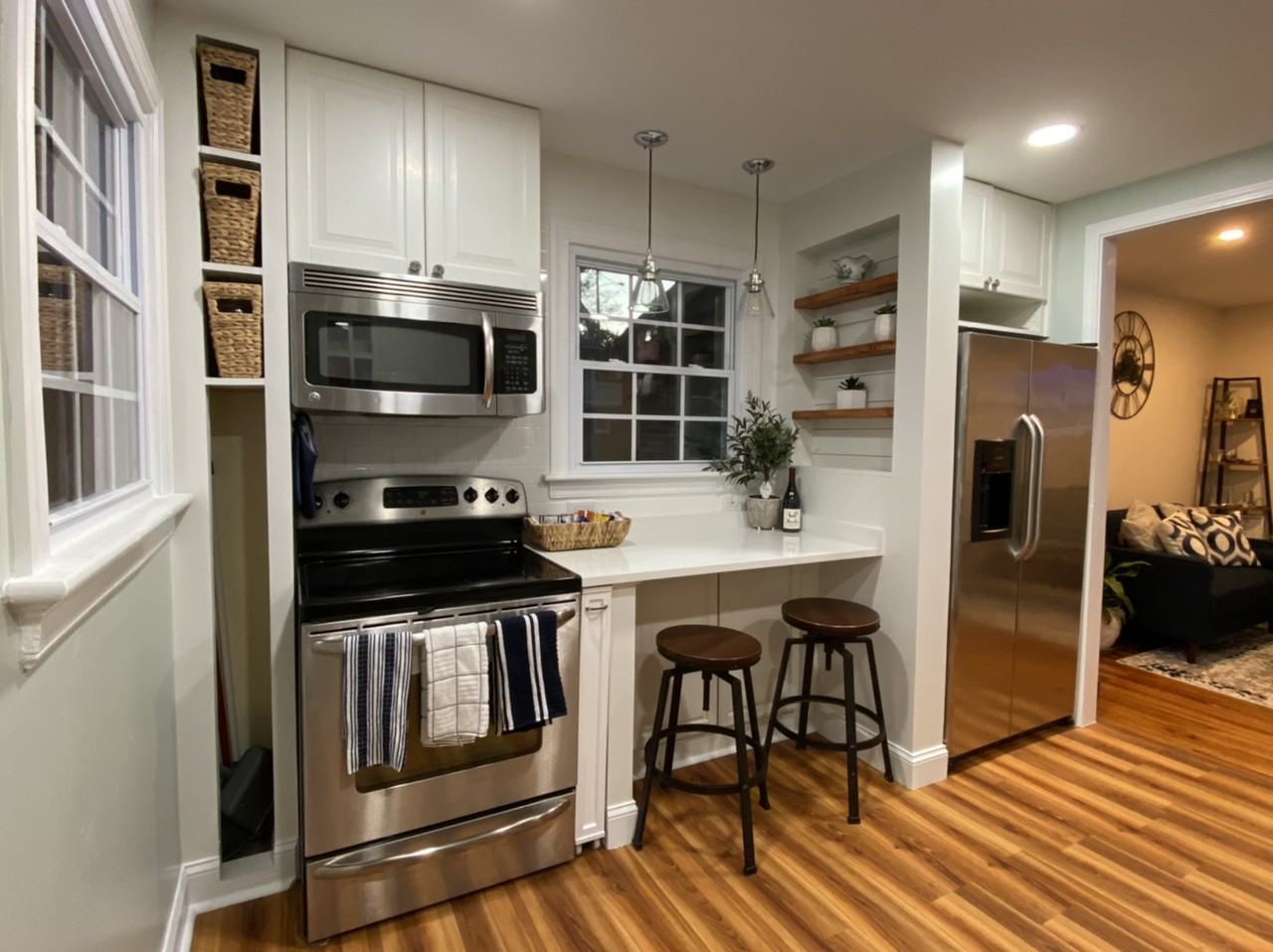 315 Warwick Ln - Photo 2 of 9