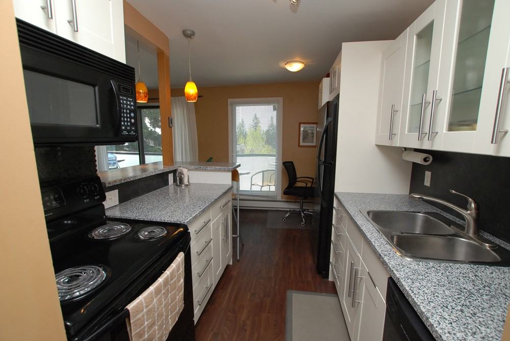 GET $200 CASH - Flex Terms- 2722  - 17 Ave SW - Photo 2 of 11