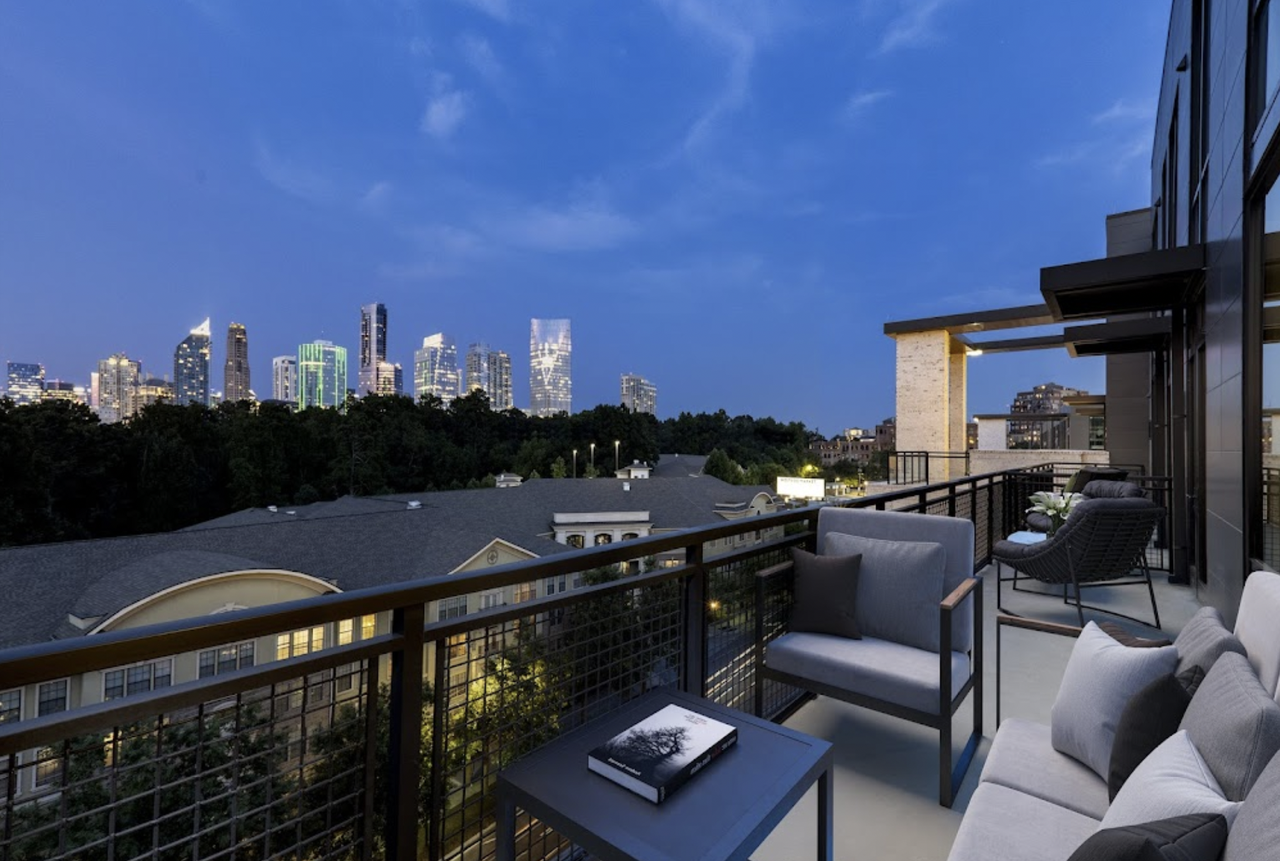 3259 Roswell Road Northwest #401 - Photo 3 of 12