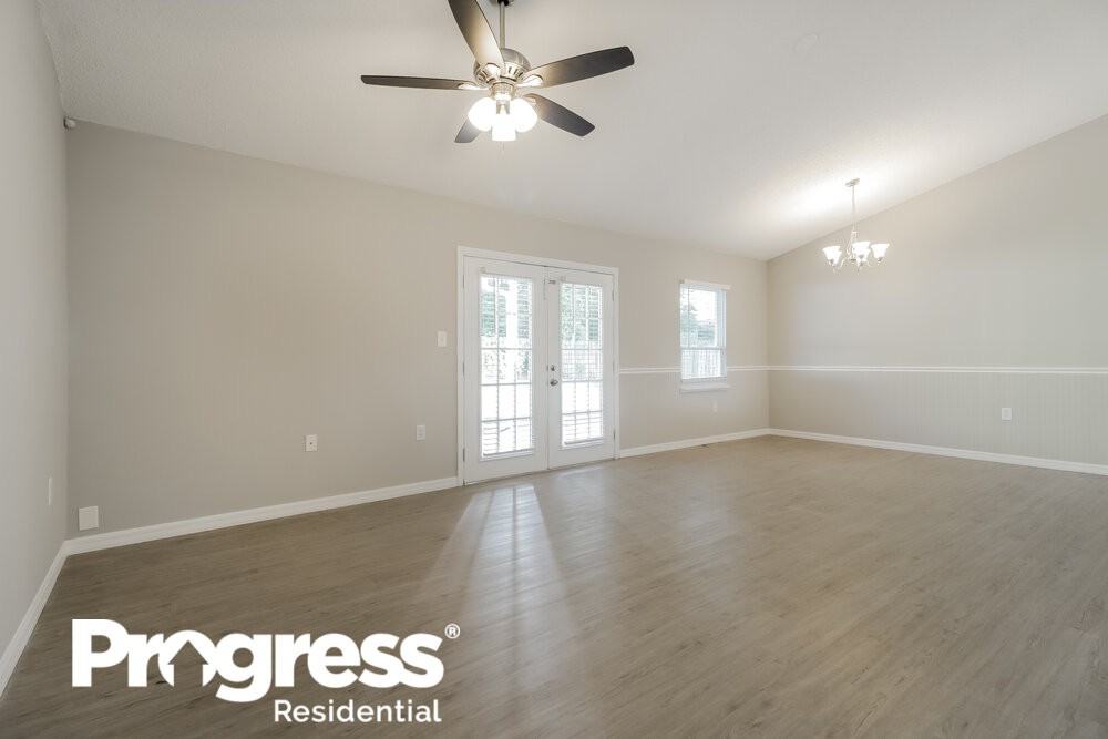 955 Mozart Dr - Photo 3 of 16