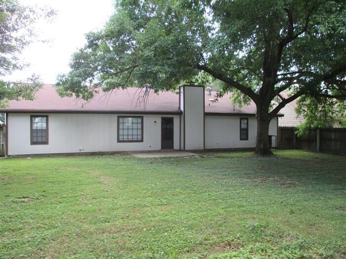 6770 Starkenburg Ln - Photo 3 of 9