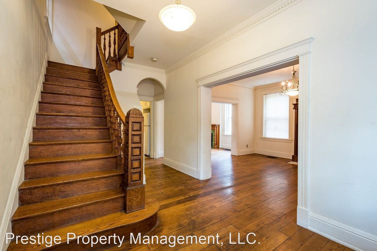 3202 Bishop St - Photo 2 of 19