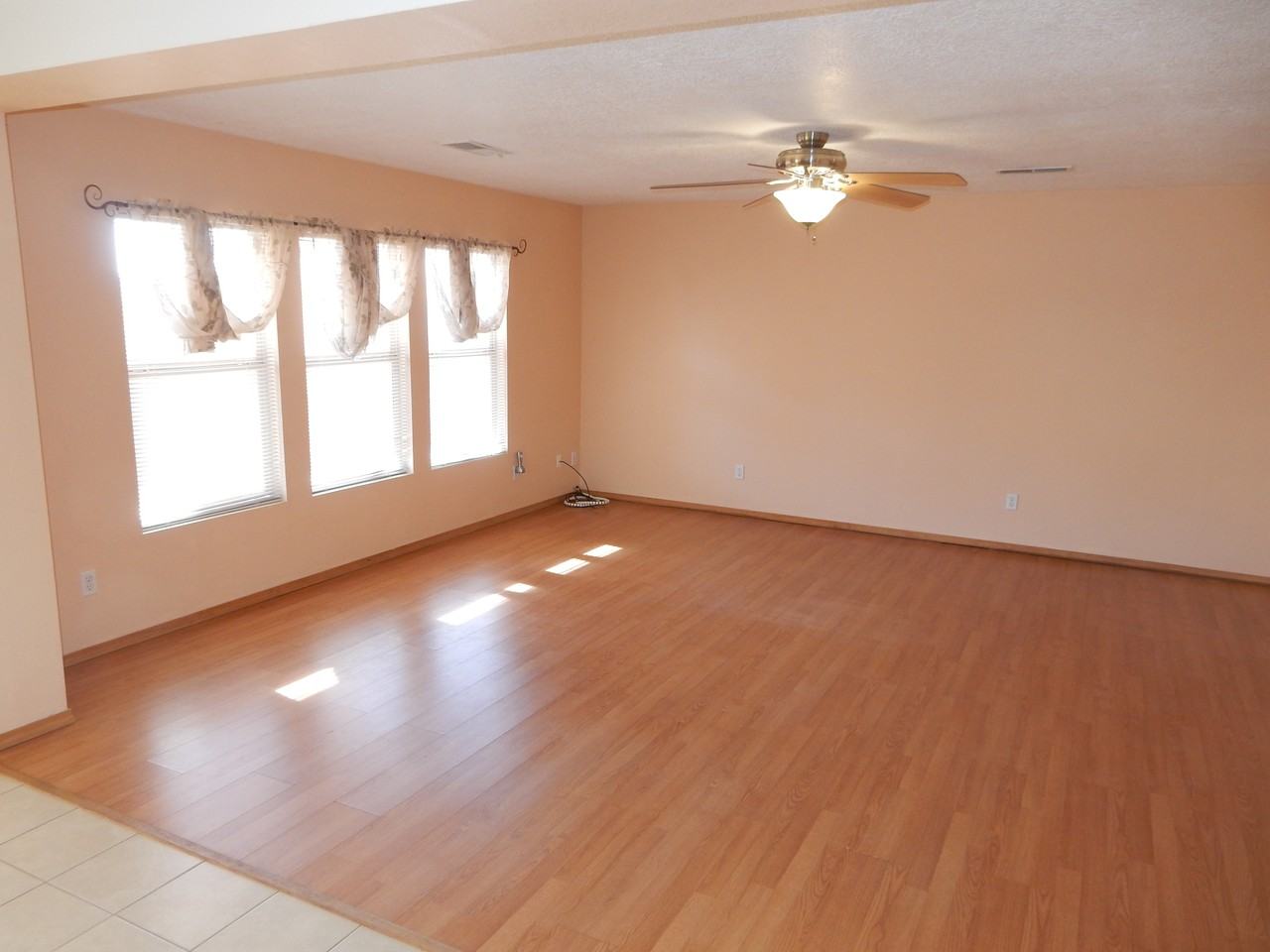 7108 Poppy Pl NW - Photo 3 of 21