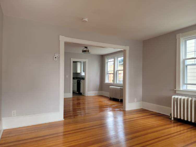 44 Bedlow Ave - Photo 3 of 7
