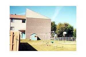 St Vallerie Apartments - Photo 3 of 17