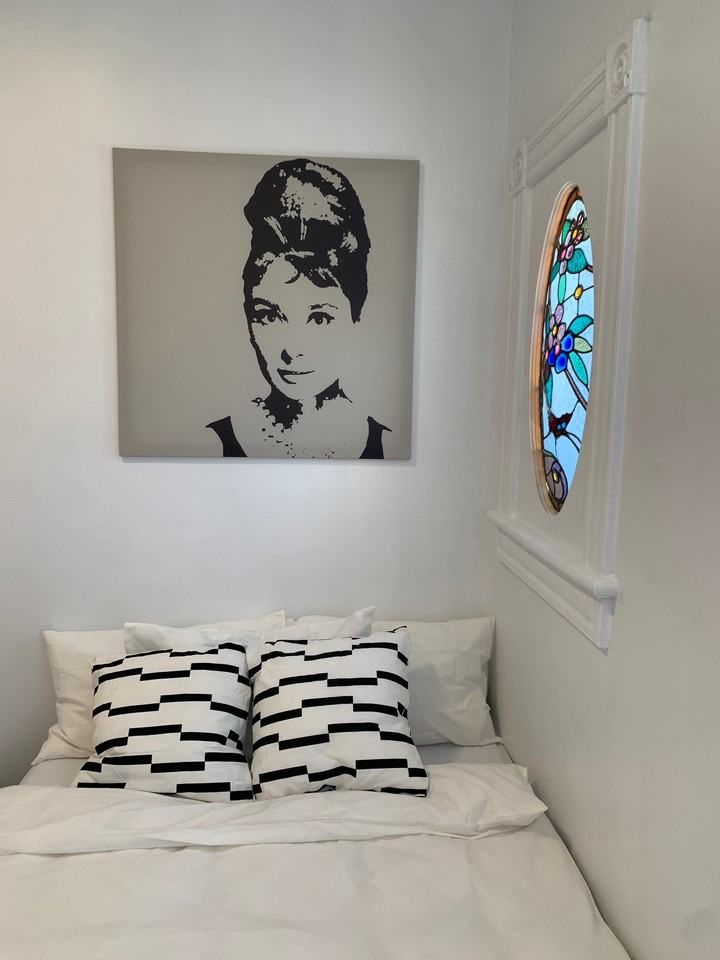 81 Spadina Road - Photo 2 of 9