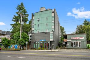 featured image of 143 Nw 85th St