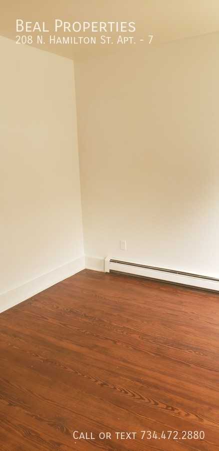 208 N Hamilton St #7 - Photo 2 of 11