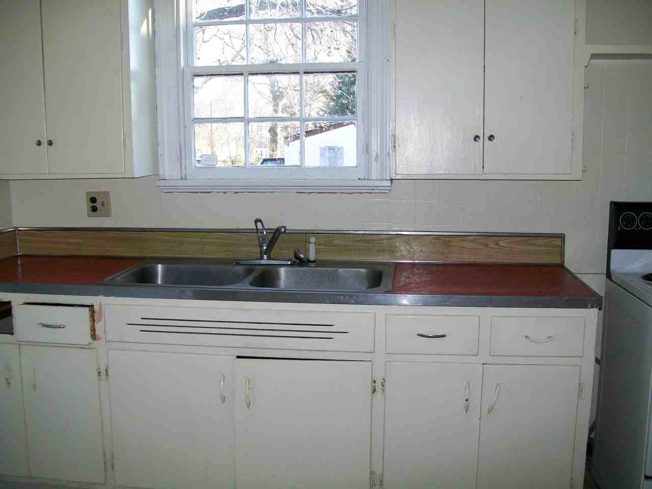 4224 Walmsley Blvd #1 - Photo 3 of 11