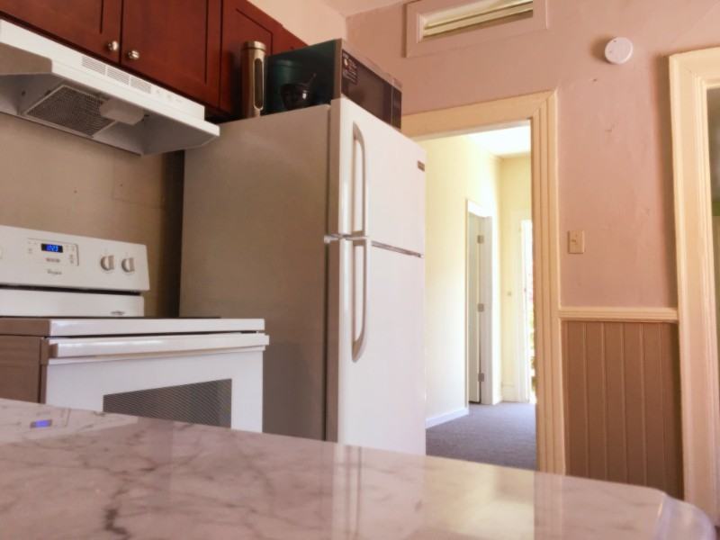 1008 E John St #1 - Photo 4 of 14