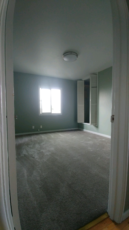 1560 Highland Blvd - Photo 3 of 20