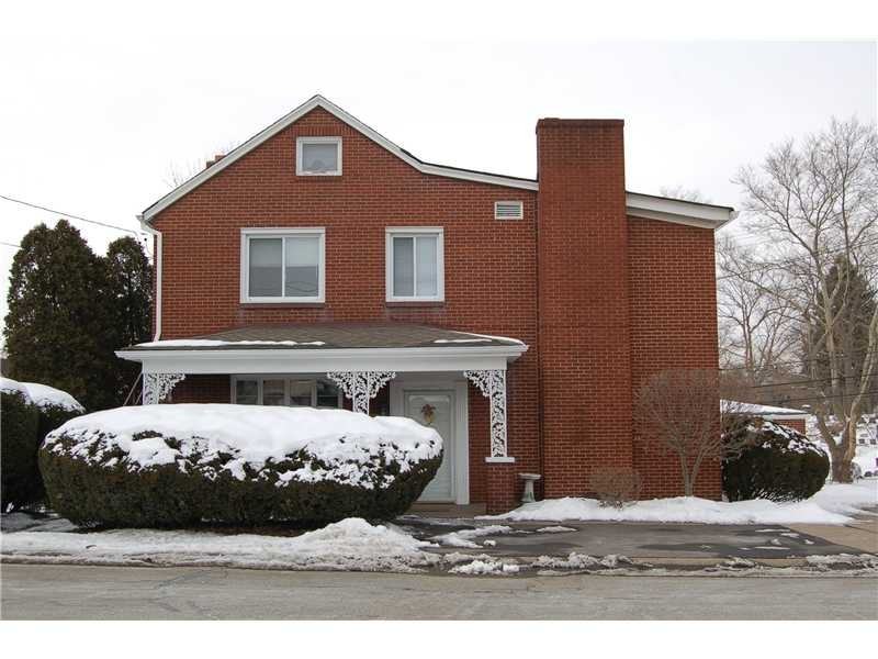 134 Hawthorne St #A - Photo 2 of 8