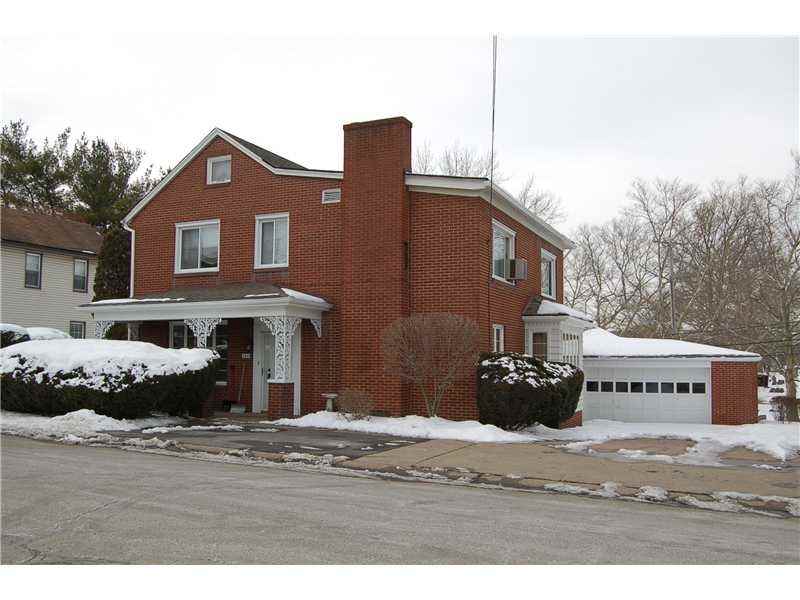 134 Hawthorne St #A - Photo 3 of 8