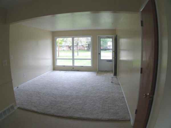 1724 52nd St Se - Photo 3 of 13