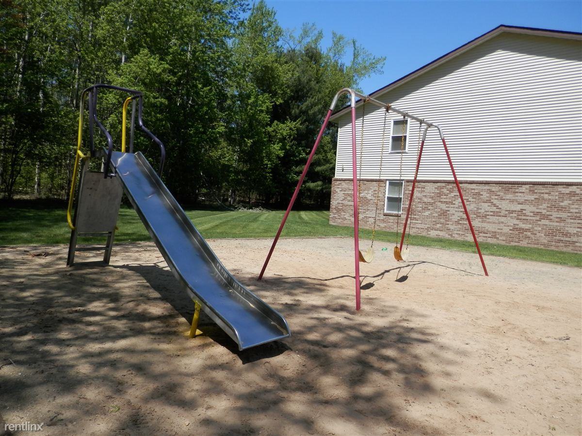 Chatterton Apartments 508 Quarter St, Gladwin, MI 48624 Zumper