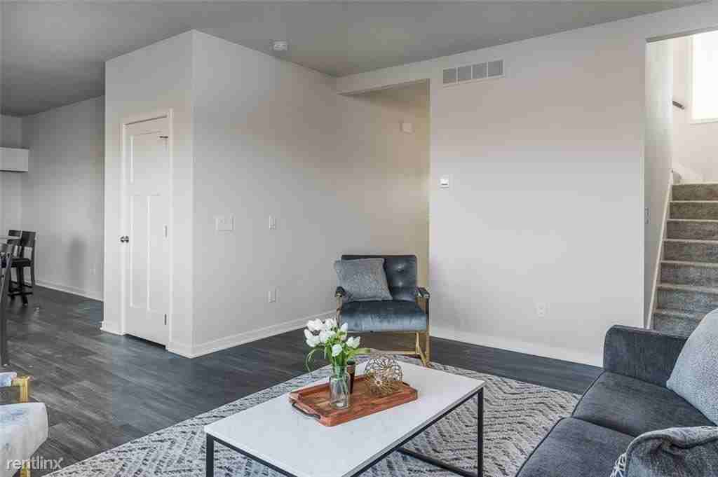 1713 Ashwood Ave - Photo 2 of 17