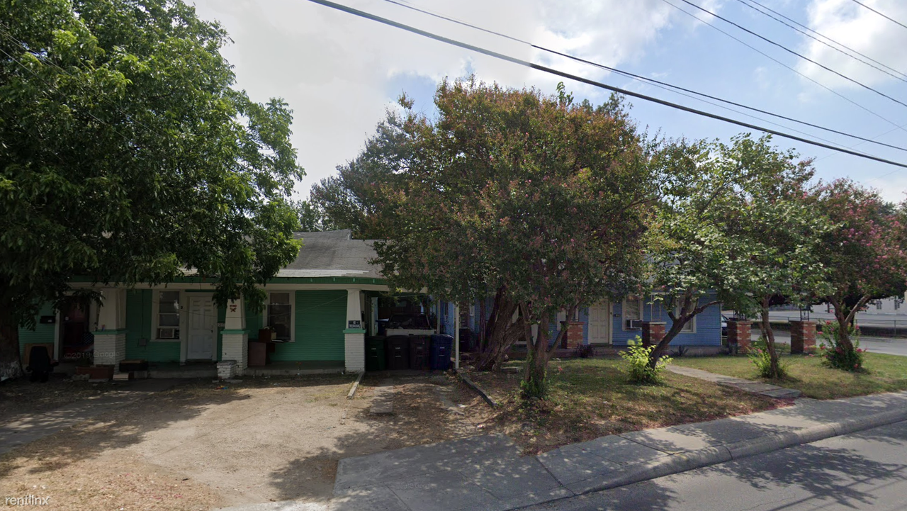 5408 S Flores St - Photo 3 of 8