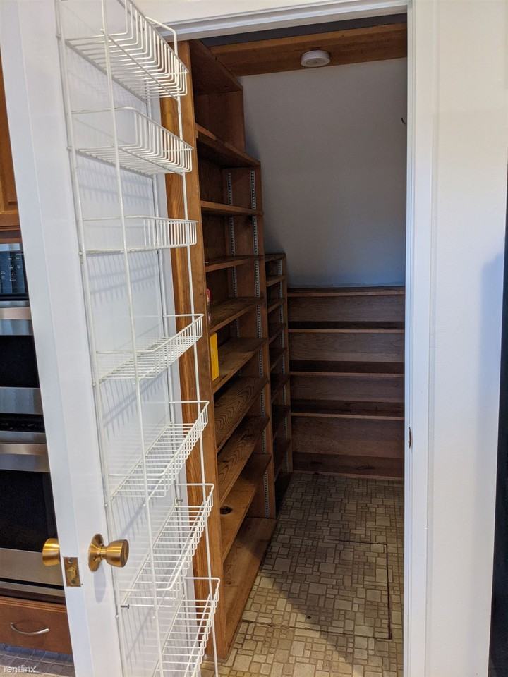 793 Clarkston Dr - Photo 2 of 12