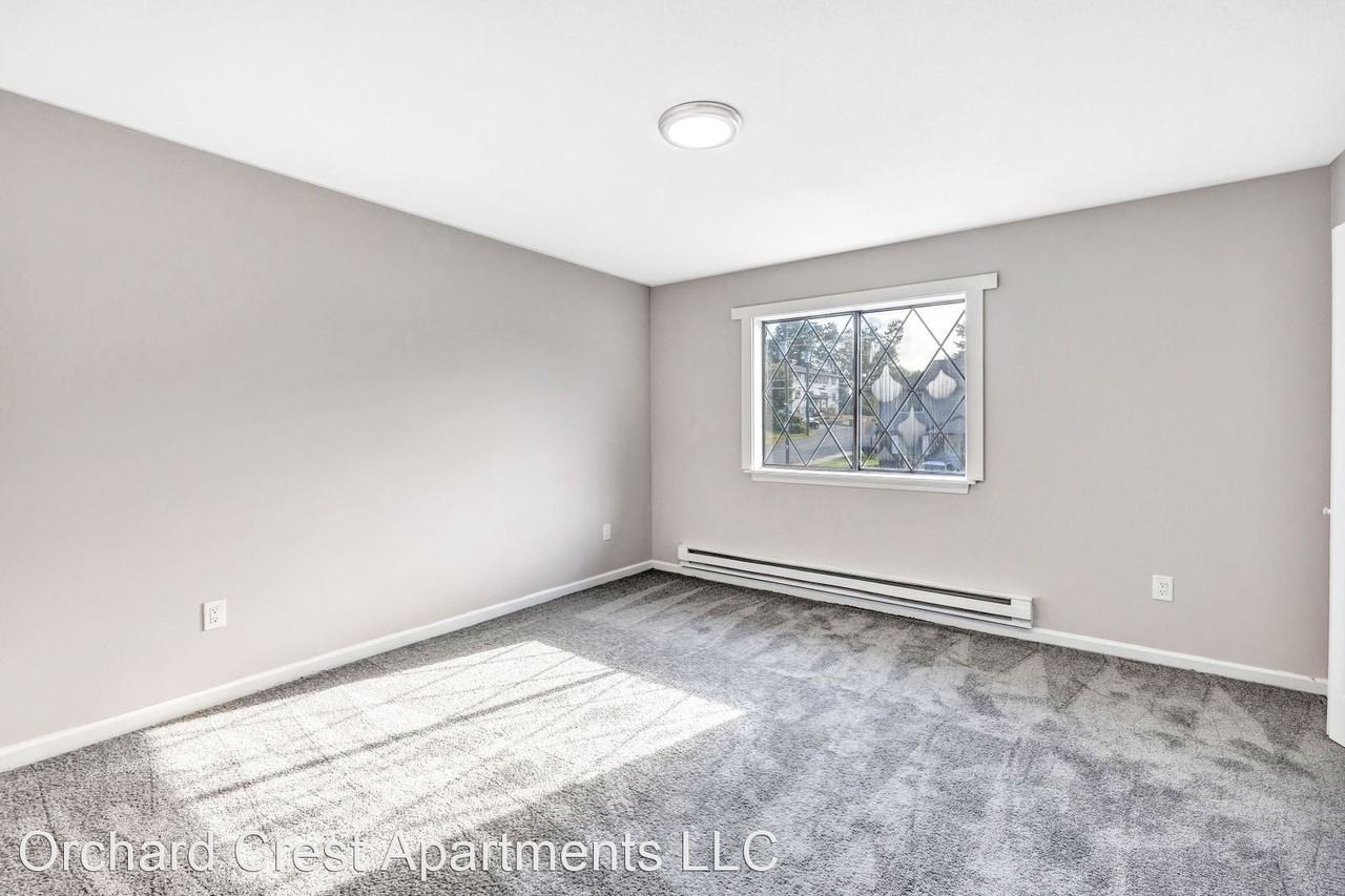 192/206/212 Wolcott Street - Photo 2 of 12